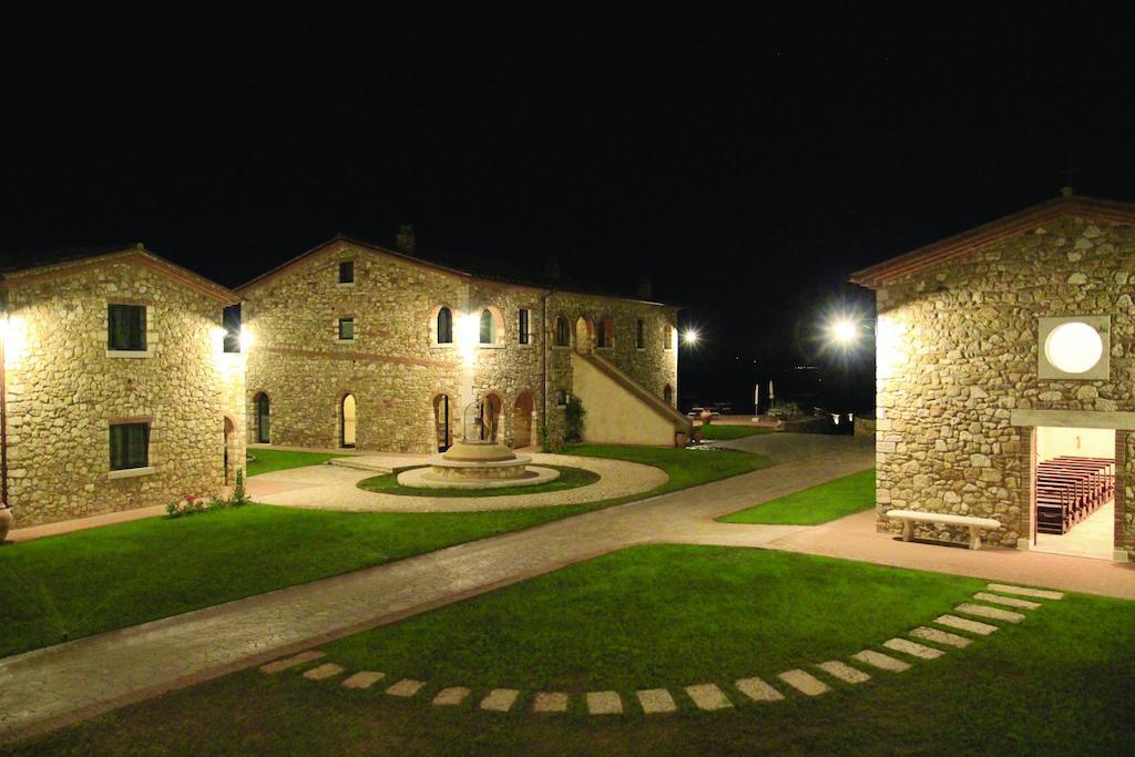 Agriturismo San Lorenzo Serre Di Rapolano Exterior photo