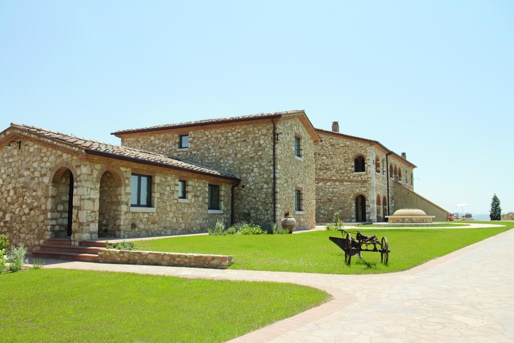 Agriturismo San Lorenzo Serre Di Rapolano Exterior photo